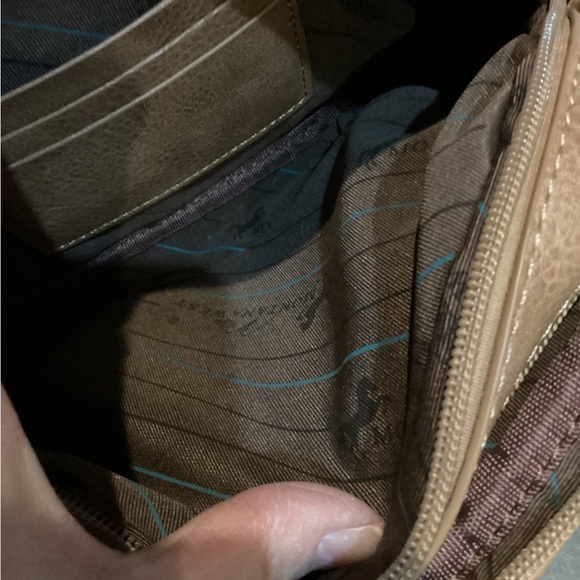 Montana West Tan and Brown Crossbody Bag - Picture 5 of 5